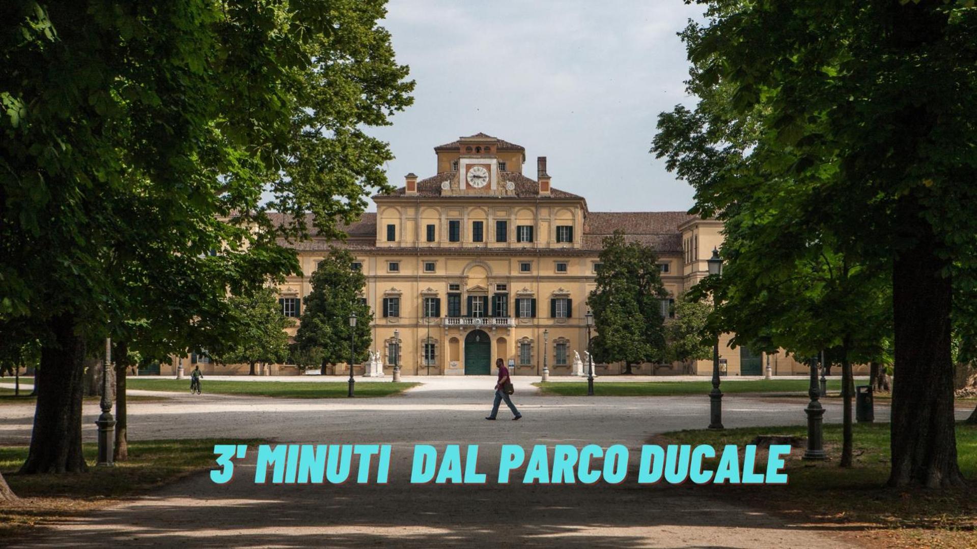 350 M Da Ospedale Maggiore L Parcheggio Prive L Rooms Parma Exteriör bild