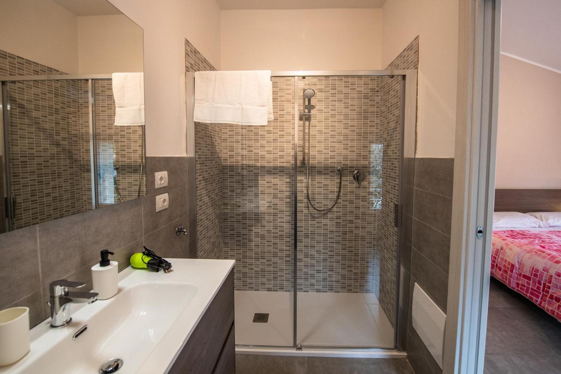 350 M Da Ospedale Maggiore L Parcheggio Prive L Rooms Parma Exteriör bild